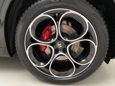 SPOTICAR Alfa Romeo Stelvio 2.0 Veloce Q4 Automatik My24 Gebraucht - Suv Benzin Schwarz - Bad Kreuznach - 1201239619_5