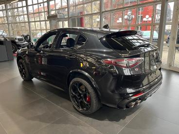 ALFA ROMEO CERTIFIED Alfa Romeo Stelvio Quadrifoglio Qv 2.9l V6 Nero Vulcano Gebraucht - Suv Benzin  - Dresden - 1243712_5