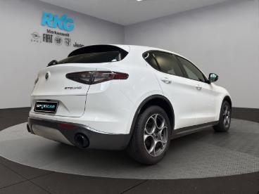 SPOTICAR Alfa Romeo Stelvio Ti Q4 Kamera/carplay/totwinkel/spurhalte Gebraucht - Suv Diesel Weiß - Bornheim - 1201267521_2