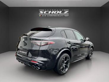 SPOTICAR Alfa Romeo Stelvio Quadrifoglio My22 Quadrifoglio 2.9 V6 Bi Gebraucht - Suv Benzin Schwarz - Bautzen - 801279276_4