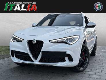 SPOTICAR Alfa Romeo Stelvio Quadrifoglio V6 2.9 Bi-turbo At8-q4 Gebraucht - Suv Benzin Weiß - Regensburg - 801281900_1