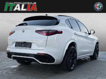 SPOTICAR Alfa Romeo Stelvio Quadrifoglio V6 2.9 Bi-turbo At8-q4 Gebraucht - Suv Benzin Weiß - Regensburg - 801281900_2
