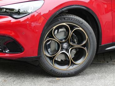 SPOTICAR Alfa Romeo Stelvio Intensa 2.0 Turbo 16v At8-q4 Gebraucht - Suv Benzin Rot - Breitenbrunn - 801283282_3