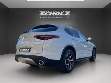 SPOTICAR Alfa Romeo Stelvio My19 Super 2.2 Diesel 16v 154kw (2 Gebraucht - Suv Diesel Weiß - Bautzen - 801283773_3