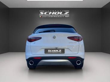 SPOTICAR Alfa Romeo Stelvio My19 Super 2.2 Diesel 16v 154kw (2 Gebraucht - Suv Diesel Weiß - Bautzen - 801283773_4