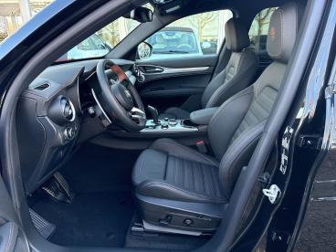 SPOTICAR Alfa Romeo Stelvio Intensa*ahk*navi*kamera Gebraucht - Suv Diesel Schwarz - Burscheid - 1201302028_5