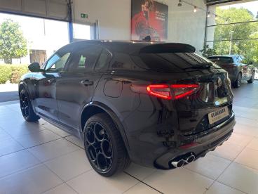 ALFA ROMEO CERTIFIED Alfa Romeo Stelvio Quadrifoglio Q4 Gebraucht - Suv Benzin Schwarz - Dresden - 1316792_5