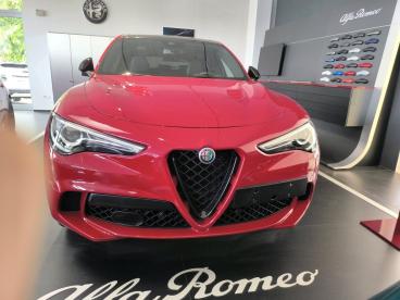 ALFA ROMEO CERTIFIED Alfa Romeo Stelvio Quadrifoglio Q4 Gebraucht - Suv Benzin Rot - Chemnitz - 1319609_2