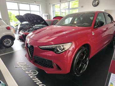 ALFA ROMEO CERTIFIED Alfa Romeo Stelvio Quadrifoglio Q4 Gebraucht - Suv Benzin Rot - Chemnitz - 1319609_3