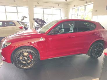 ALFA ROMEO CERTIFIED Alfa Romeo Stelvio Quadrifoglio Q4 Gebraucht - Suv Benzin Rot - Chemnitz - 1319609_4