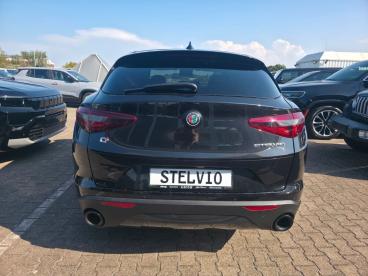 ALFA ROMEO CERTIFIED Alfa Romeo Stelvio Sprint 2.0 Turbo 16v 147kw (200 Ps) Gebraucht - Suv Benzin Schwarz - Mannheim - 1327142_5