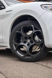 ALFA ROMEO CERTIFIED Alfa Romeo Stelvio Estrema 2.0l Q4-at8 Ragazzon Vom Ar Vert Gebraucht - Suv Benzin Weiß - Moenchweiler - 1337706_4