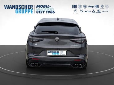 ALFA ROMEO CERTIFIED Alfa Romeo Stelvio Quadrifoglio Q4 2.9 V6 Bi-turbo Kam.+shz Gebraucht - Suv Benzin  - Oldenburg - 1341393_5