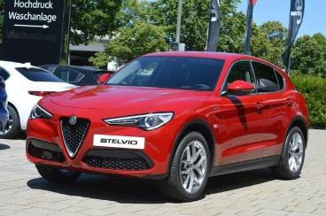 ALFA ROMEO CERTIFIED Alfa Romeo Stelvio Super 200ps Awd/navi Gr/acc/20´´ Lm Gebraucht - Suv Benzin  - Waldkraiburg - 977932_1