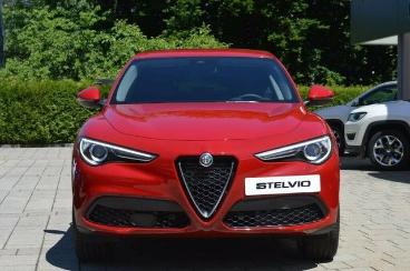 ALFA ROMEO CERTIFIED Alfa Romeo Stelvio Super 200ps Awd/navi Gr/acc/20´´ Lm Gebraucht - Suv Benzin  - Waldkraiburg - 977932_2