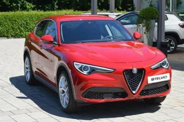 ALFA ROMEO CERTIFIED Alfa Romeo Stelvio Super 200ps Awd/navi Gr/acc/20´´ Lm Gebraucht - Suv Benzin  - Waldkraiburg - 977932_3