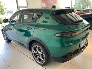 ALFA ROMEO CERTIFIED Alfa Romeo Tonale Veloce 1.5 Vgt Hybrid Gebraucht - Suv Benzin  - Dresden - 1153369_5