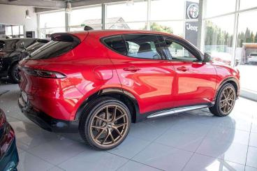 SPOTICAR Alfa Romeo Tonale 1.5 Vgt Ibrida 175 Ps Sport Speciale Ab 3 Gebraucht - Suv Benzin Rot - Moenchweiler - 801249570_3