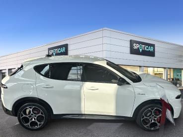 SPOTICAR Alfa Romeo Tonale Veloce Gebraucht - Suv Benzin Weiß - Düsseldorf - 1201251938_4