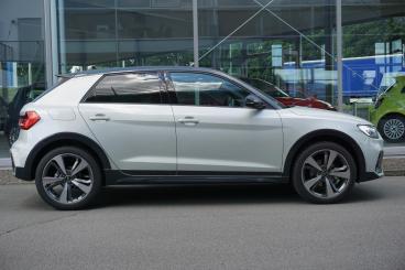 SPOTICAR Audi A1 30 Tfsi Allstreet Alu 18 Rfk Led S-line Int. Gebraucht - Kleinwagen Benzin  - Brilon - 1201076426_4