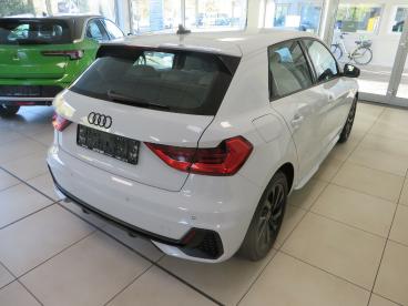 SPOTICAR Audi A1 35 Tfsi S Line Gebraucht - Kleinwagen Benzin Weiß - Heidelberg - 1201198624_4