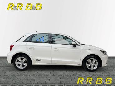 SPOTICAR Audi A1 Sportback Basis Sitzheizung+tempomat+klima Gebraucht - Kleinwagen Benzin Weiß - Soest - 1201324022_4