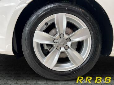 SPOTICAR Audi A1 Sportback Basis Sitzheizung+tempomat+klima Gebraucht - Kleinwagen Benzin Weiß - Soest - 1201324022_5