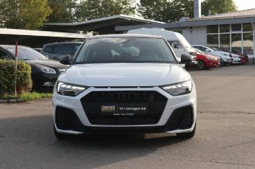SPOTICAR Audi A1 40 Sportback 2.0 Tfsi S Line Navi/led/pdc/lm Gebraucht - Kleinwagen Benzin Weiß - Wangen Im Allgäu - 1201337439_2