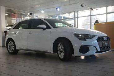 SPOTICAR Audi A3 Sportback 35 Tfsi Navi/led/sport/shz/virt/dab Gebraucht - Limousine Benzin Weiß - Schöningen - 1201187385_4