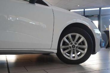 SPOTICAR Audi A3 Sportback 35 Tfsi Navi/led/sport/shz/virt/dab Gebraucht - Limousine Benzin Weiß - Schöningen - 1201187385_5