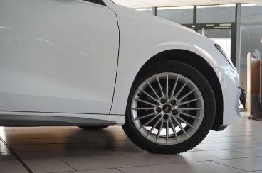 SPOTICAR Audi A3 Sportback 35 Tfsi Advanced Navi/led/kamera/sh Gebraucht - Limousine Benzin Weiß - Schöningen - 1201202848_5