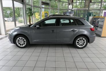 SPOTICAR Audi A3 2.0 Tdi Sportback Design *klima*led/*shz*bc* Gebraucht - Limousine Diesel Grau - Oldenburg - 1201295675_3
