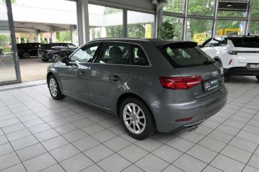 SPOTICAR Audi A3 2.0 Tdi Sportback Design *klima*led/*shz*bc* Gebraucht - Limousine Diesel Grau - Oldenburg - 1201295675_4