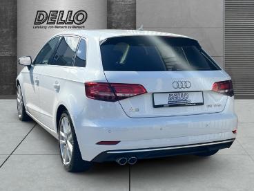 SPOTICAR Audi A3 Sportback 35 Sport 1.5tfsi Pano Navi Bi-xenon Gebraucht - Limousine Benzin Weiß - Hamburg - 1201350897_3