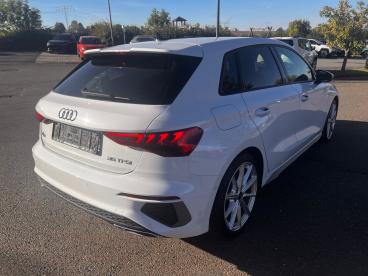 SPOTICAR Audi A3 Sportback 35 Tfsi S Line Gebraucht - Limousine Hybrid Weiß - Chemnitz - 1201351587_5
