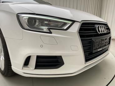 SPOTICAR Audi A3 35 Tfsi Cod S Tronic Sport Sitzheizung Navi. Gebraucht - Limousine Benzin Weiß - Bad Kreuznach - 1201352983_4