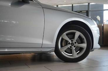 SPOTICAR Audi A4 Avant 40 Tdi Quattro S-tronic Navi/led/sh/dab Gebraucht - Kombi Benzin  - Schöningen - 1201177681_5