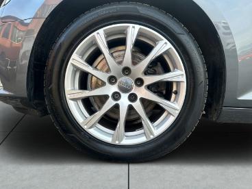 SPOTICAR Audi A4 Avant 1.4 Tfsi Design Ahk-klappbar Navi Soundsyste Gebraucht - Kombi Benzin Grau - Braunschweig - 1201204897_4