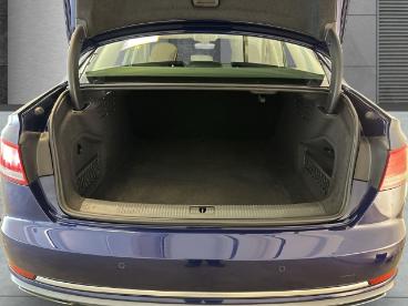 SPOTICAR Audi A4 35 Sport*s-tronic*kamera*leder*navi*shz Bi-xenon E Gebraucht - Kombi Diesel  - Braunschweig - 1201223614_5