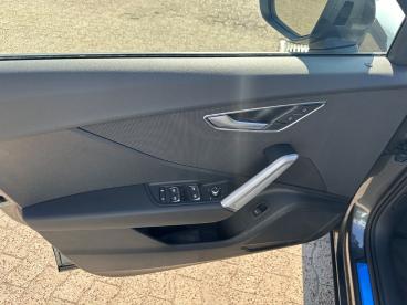 SPOTICAR Audi Q2 35 Tfsi S Line S Tronic +m-led+kamera+pano.+ Gebraucht - Suv Benzin Grau - Ottersberg - 1201246131_5