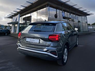 SPOTICAR Audi Q2 35 Tfsi S Line, Matrixled, Ahk, Alu, Rfk Gebraucht - Suv Benzin Grau - Brilon - 1201291670_4