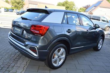 SPOTICAR Audi Q2 35 Tfsi S Line Shz / Kamera / Ahk / Heckklappe El. Gebraucht - Suv Benzin Grau - Saerbeck - 1201343786_4
