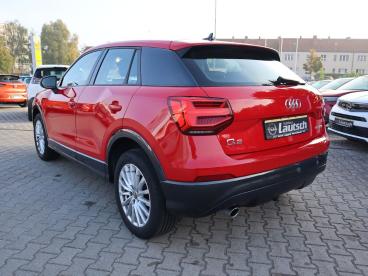 SPOTICAR Audi Q2 30 Tfsi Design Led/shz/klima/azv/mmi Radio/bt Gebraucht - Suv Benzin Rot - Luckenwalde - 1201356220_4