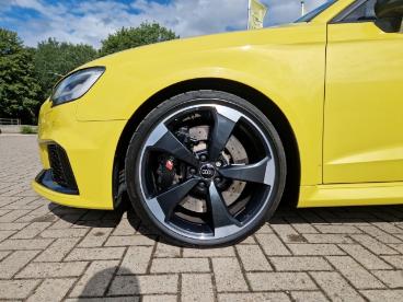 SPOTICAR Audi Rs3 Quattro Pano B&o Rs-sitze 280kmh Led Kd-auftrag Gebraucht - Limousine Benzin Gelb - Gnarrenburg - 1201329424_2