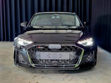 SPOTICAR Audi Rs3 Quattro 2.5 Tfsi *panorama*sonos*rsaga*360°* Gebraucht - Limousine Benzin Schwarz - Kelheim - 1201345006_5