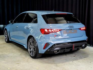 SPOTICAR Audi Rs3 Quattro 2.5 Tfsi *panorama*sonos*rsaga*360°* Gebraucht - Limousine Benzin Grau - Kelheim - 1201345029_3