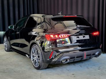 SPOTICAR Audi Rs3 Quattro 2.5 Tfsi *leder*sonos*rsaga*360°kam* Gebraucht - Limousine Benzin Schwarz - Kelheim - 1201345030_3