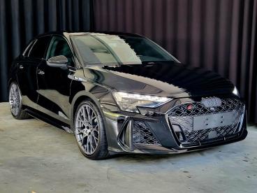SPOTICAR Audi Rs3 Quattro 2.5 Tfsi *leder*sonos*rsaga*360°* Gebraucht - Limousine Benzin Schwarz - Kelheim - 1201345034_2