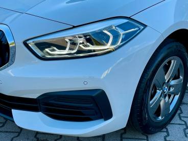 SPOTICAR Bmw 1er 116 I Advantage *led*shz*lhz*navigation*2xklima* Gebraucht - Limousine Benzin Weiß - Kelheim - 1201165811_4