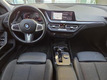 SPOTICAR Bmw 1er 118 I Aut. Sport Line Gebraucht - Limousine Benzin  - Heinsberg - 1201293643_3
